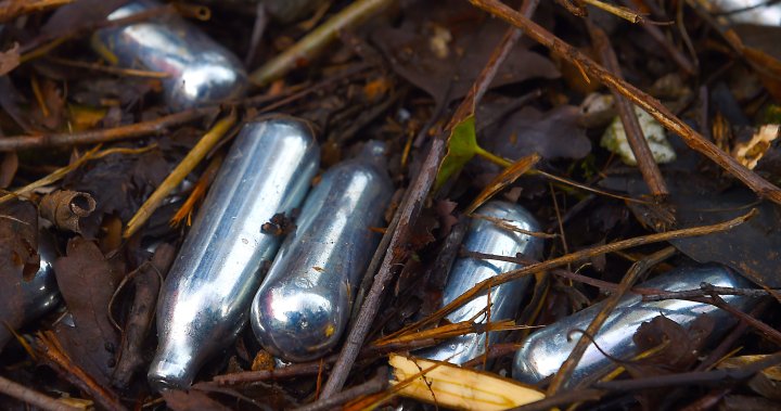 Health Canada warns consumers not to inhale ‘laughing gas’ recreationally – National