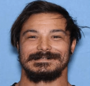 Manhunt is ‘closing in’ on Travis Decker, dad accused of killing 3 daughters – National